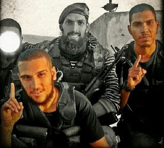 Ellekhlifi (right), funded jihad in Syria by mugging well to do Londoners.