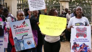 Kenyan Christians prayed and witnessed outside court
