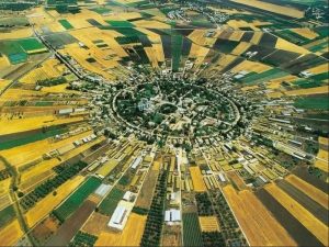 Initially, the Left loved the Kibbutz idea