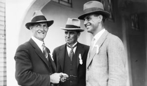 1930s Menswear: why are we not allowed to know the suit was gaining in popularity?