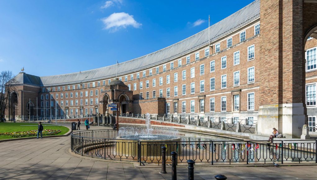 Bristol City Council loses fight over Freedom of Information cases - BBC News