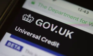 Single mothers ‘£10k worse off if they marry’